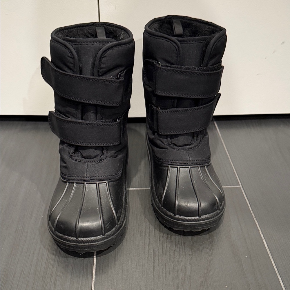 Kids Black Winter Boots